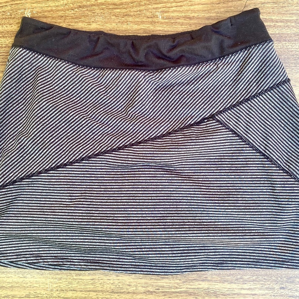 Lola Skort Size Medium